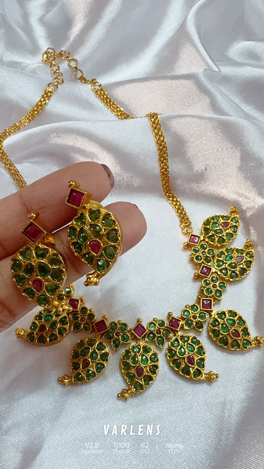 Traditional neckwear and earrings