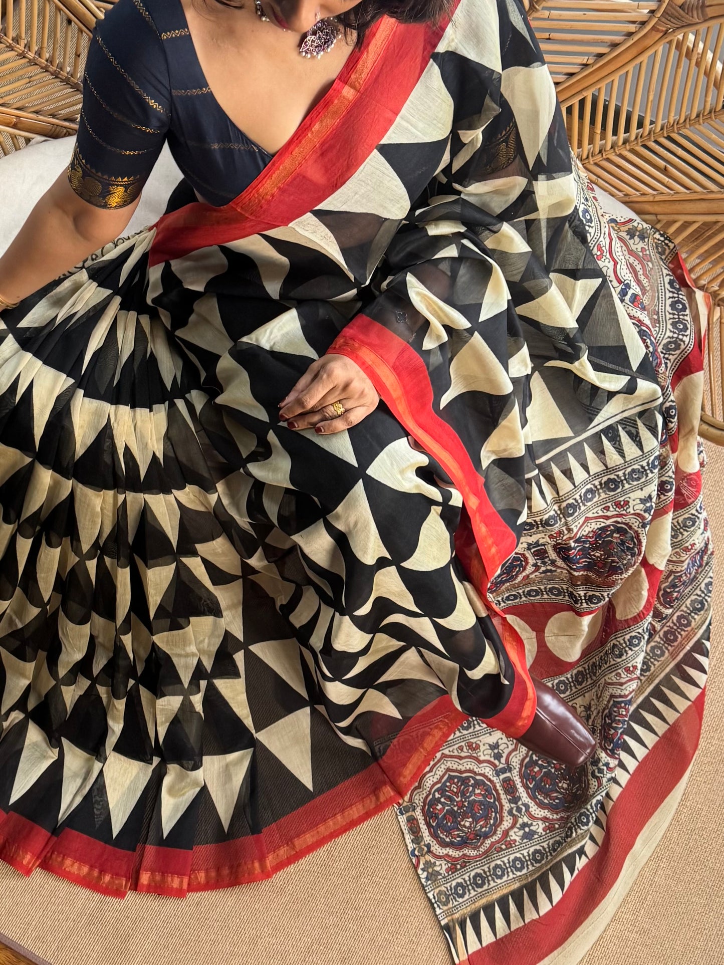 Chanderi artisan saree
