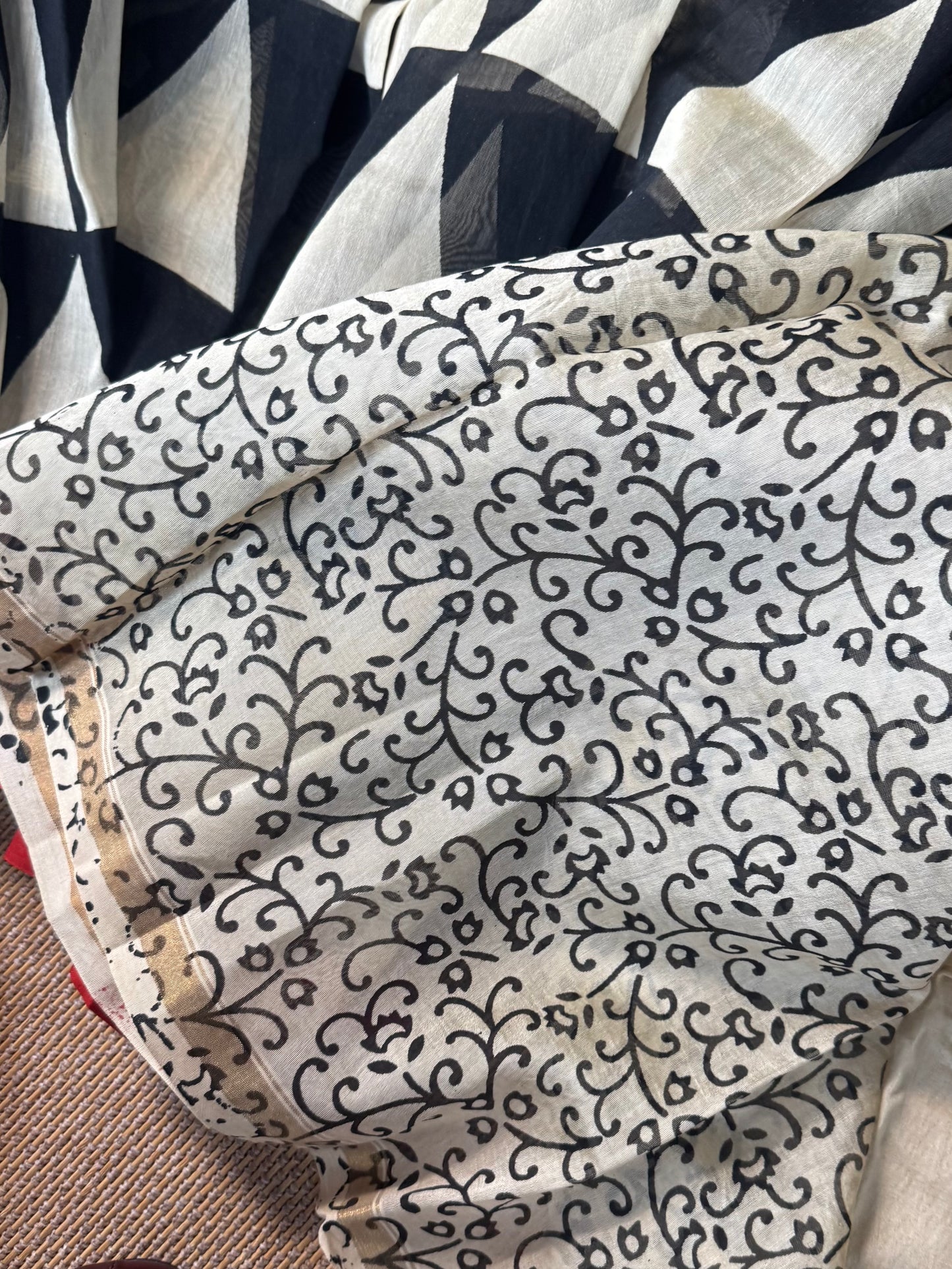 Chanderi artisan saree