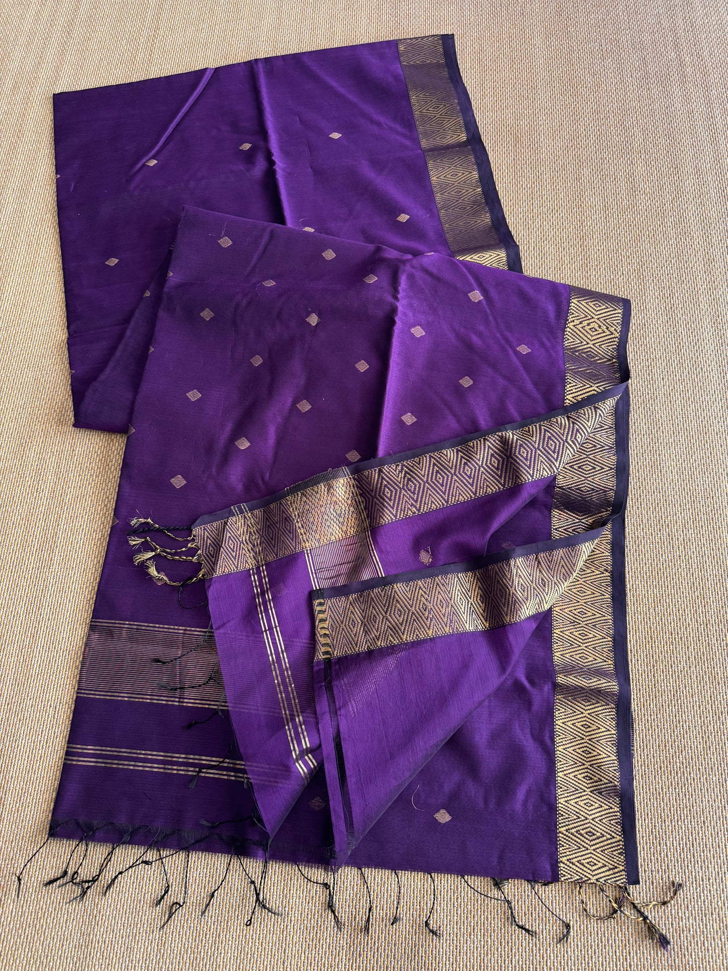 Pure Handloom Maheswar Silk Cotton Saree