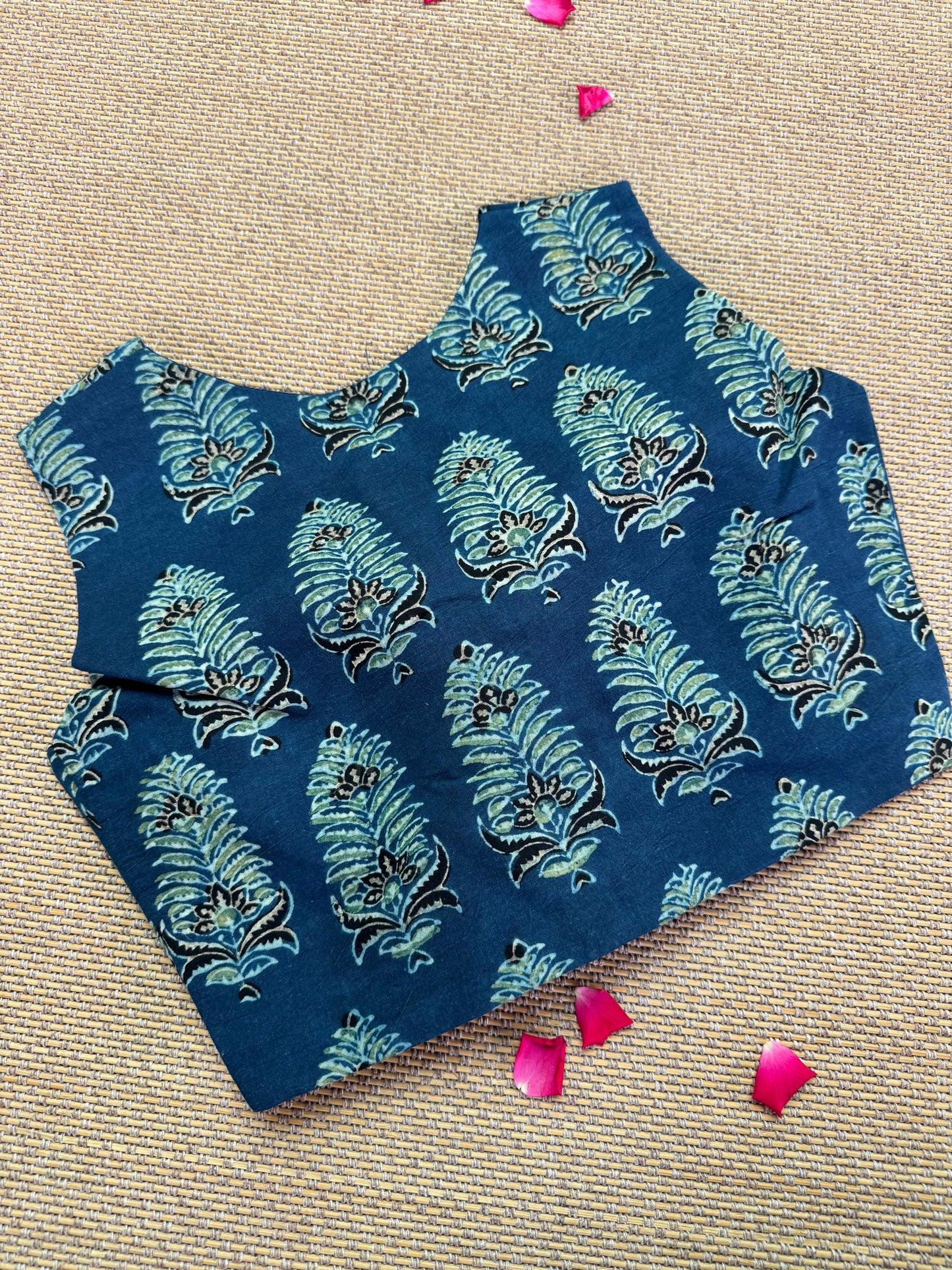 Artisan  ready made blouse