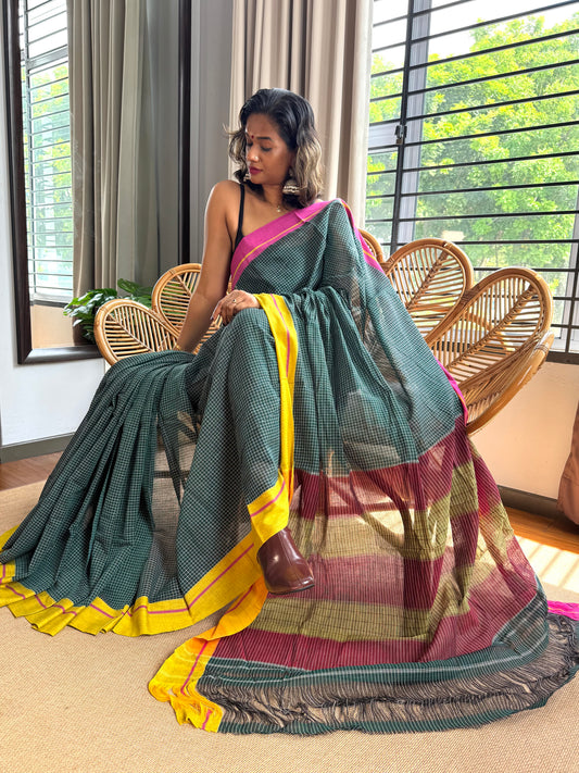 Pure Handloom Patteda anchu saree with Running Blouse