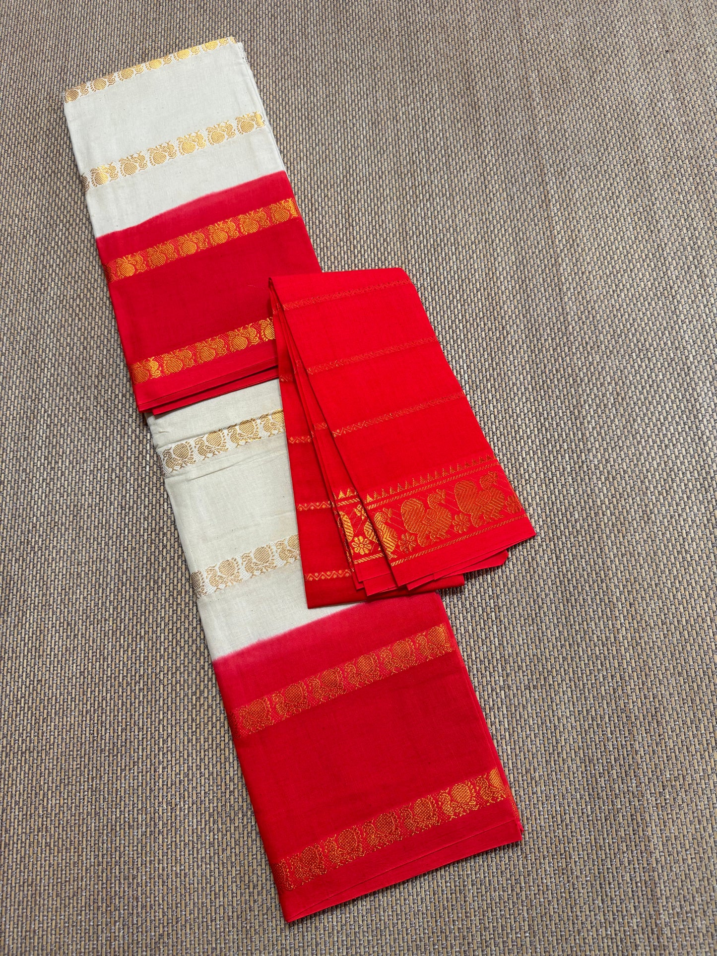 Madurai Sungudi Sarees -Double side border
