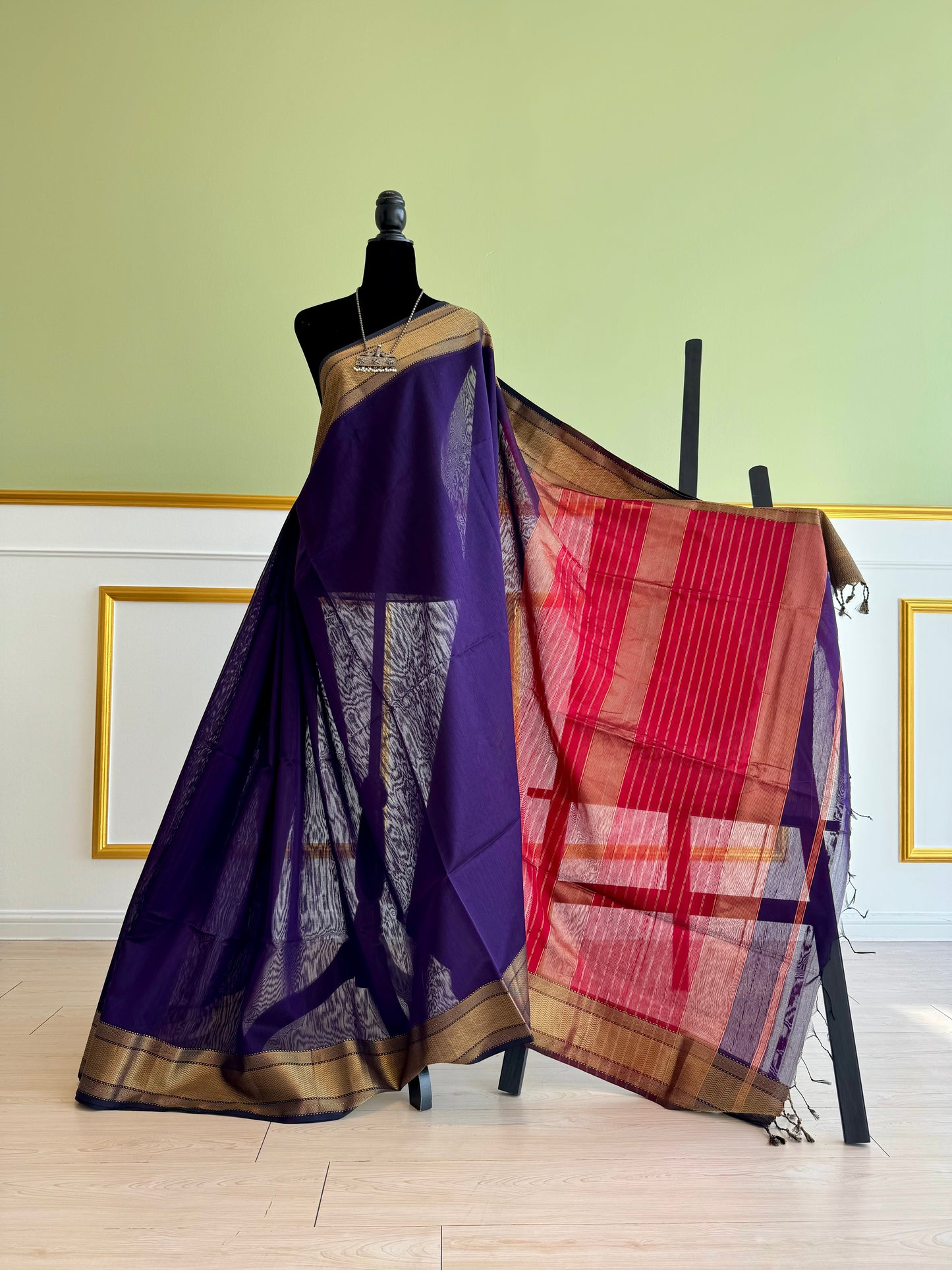 Pure Handloom Maheswar Silk Cotton Saree