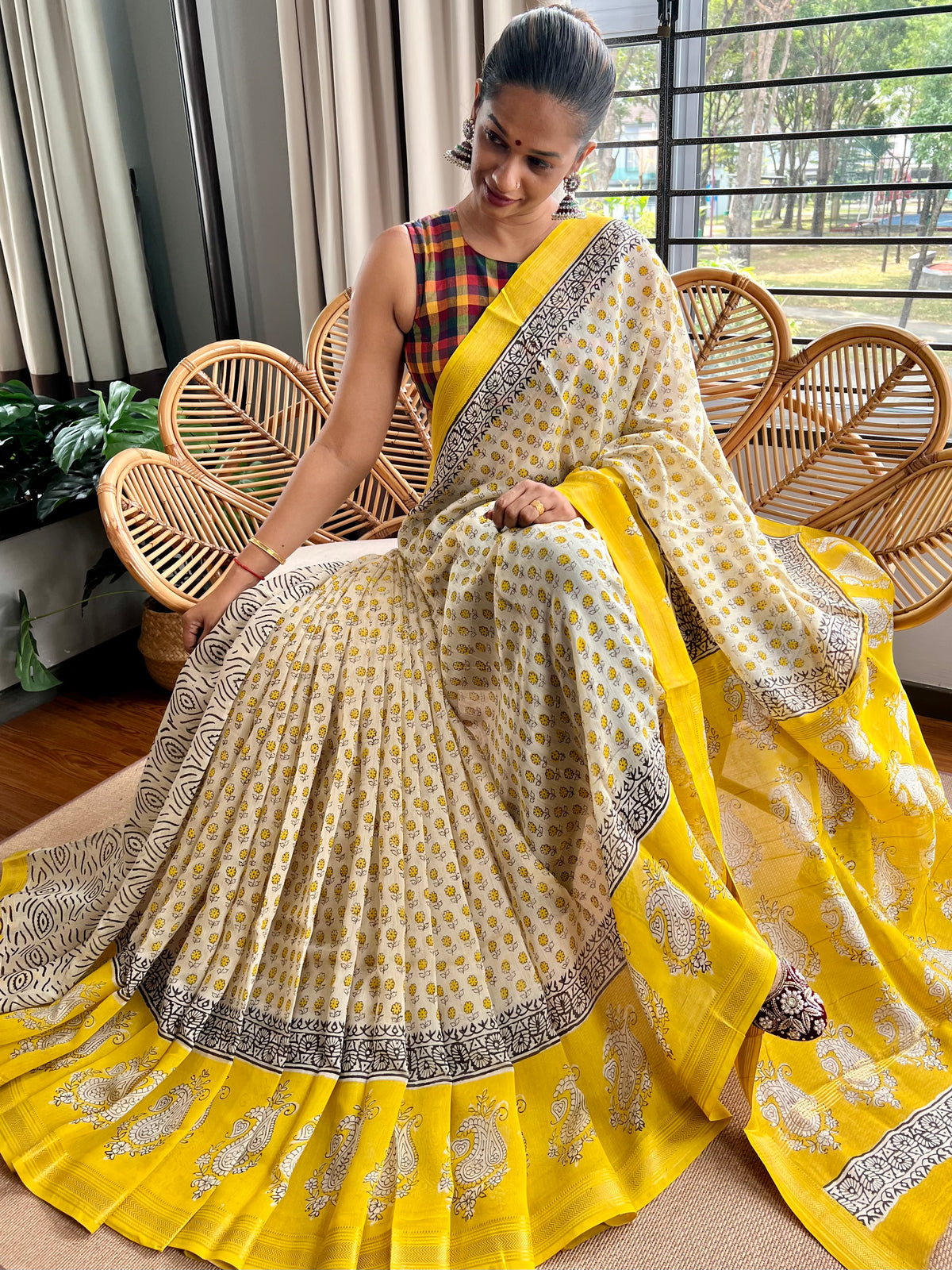 Maheswar artisan saree