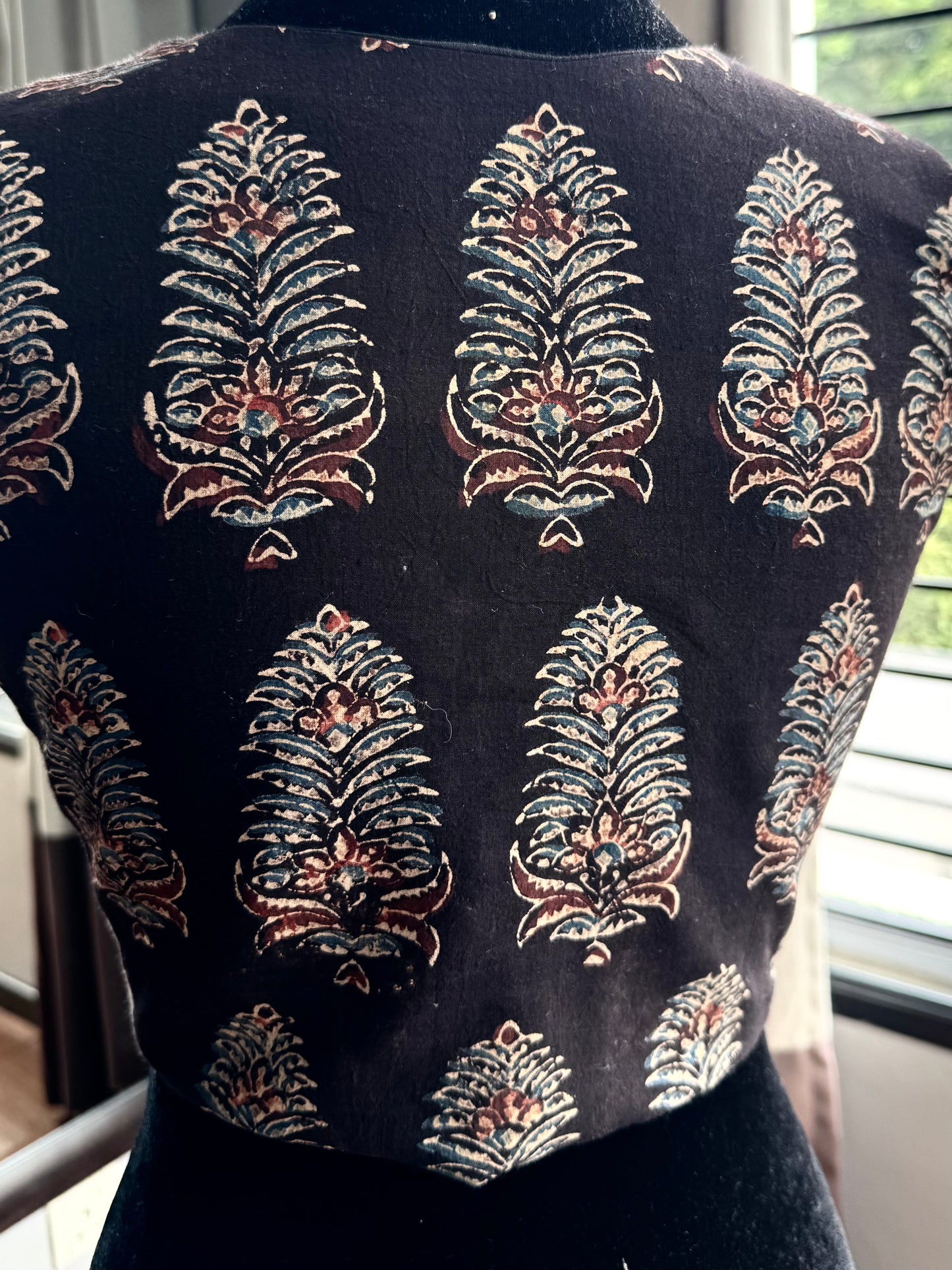 Artisan  ready made blouse