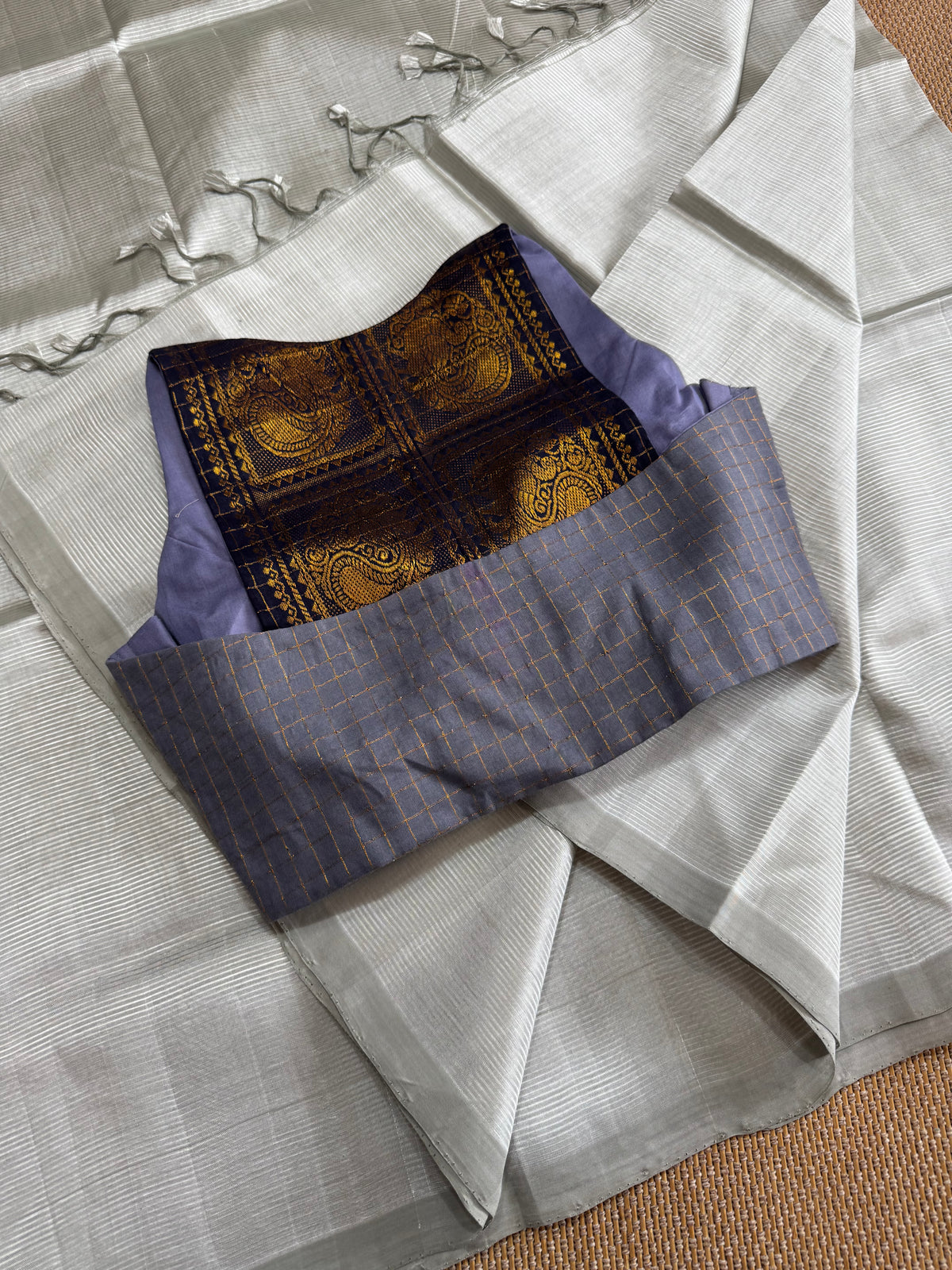 Thoorigai - sungudi saree blouse