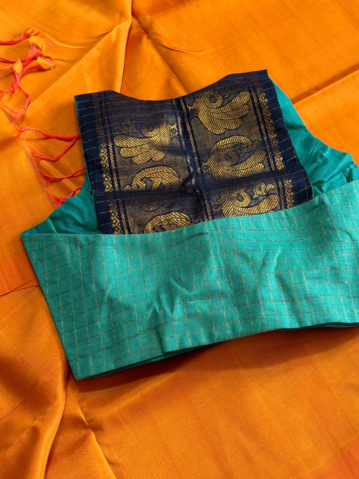 Thoorigai - sungudi saree blouse
