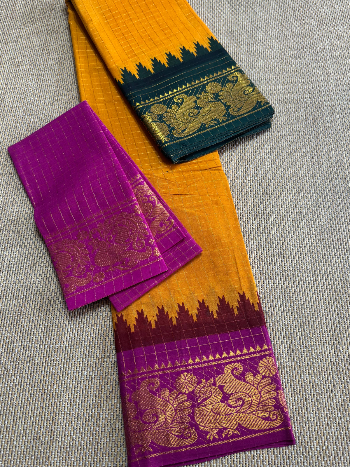 Traditional  ganga JAMUNA Border :  Madurai saree
