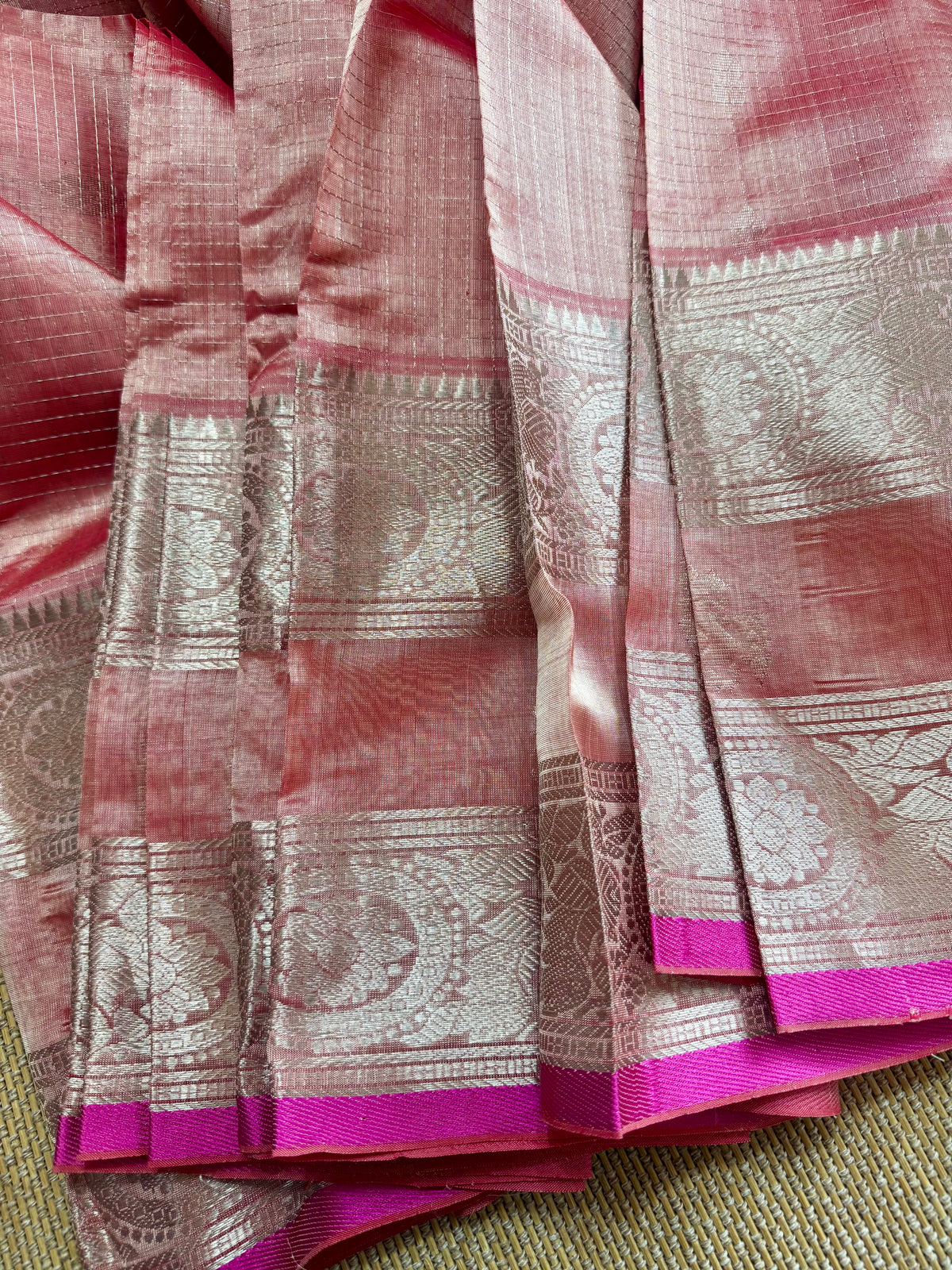 Pure Handloom Mangalagiri Pattu by cotton saree