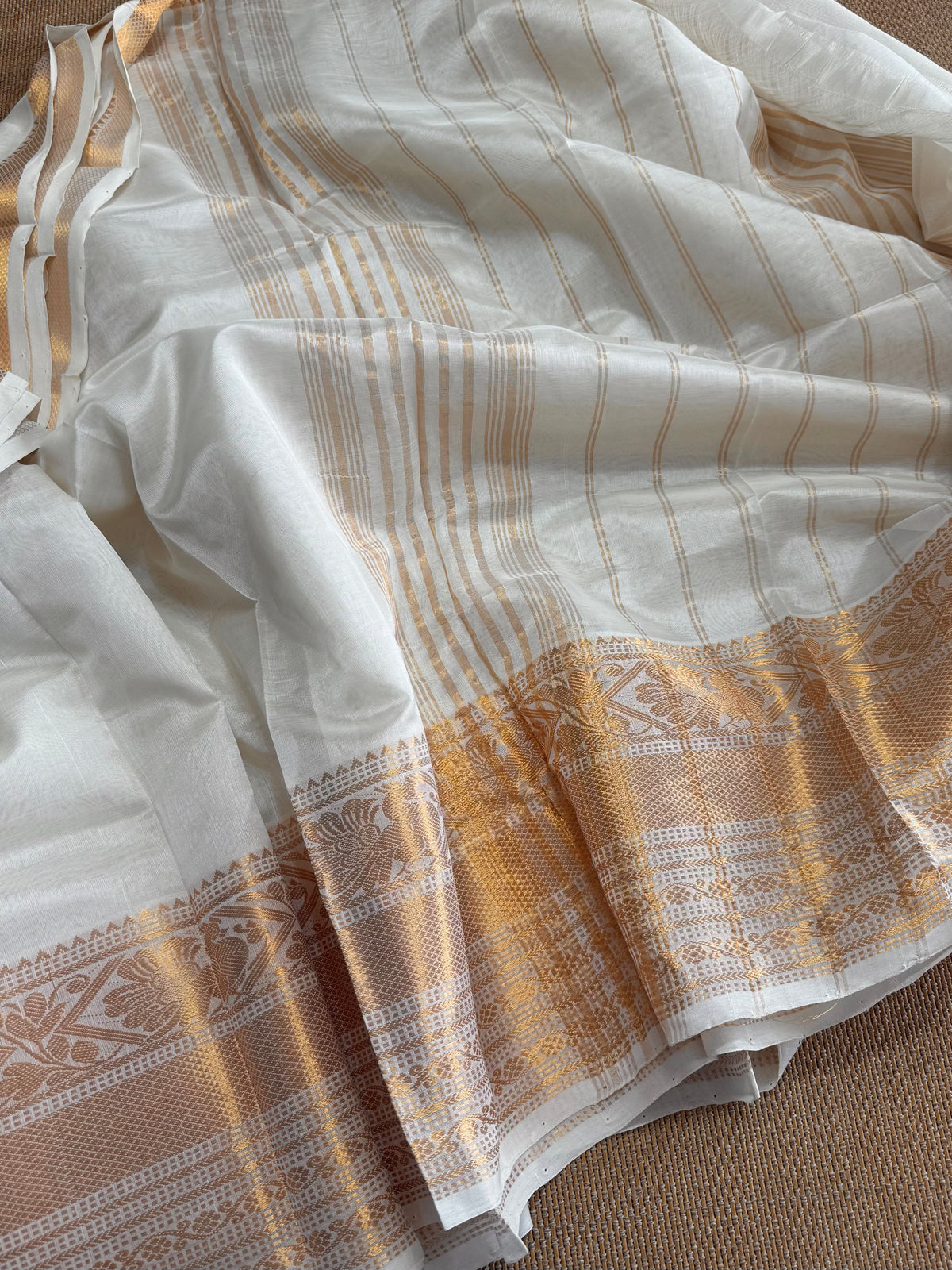 Pure Handloom Mangalagiri Pattu by cotton saree