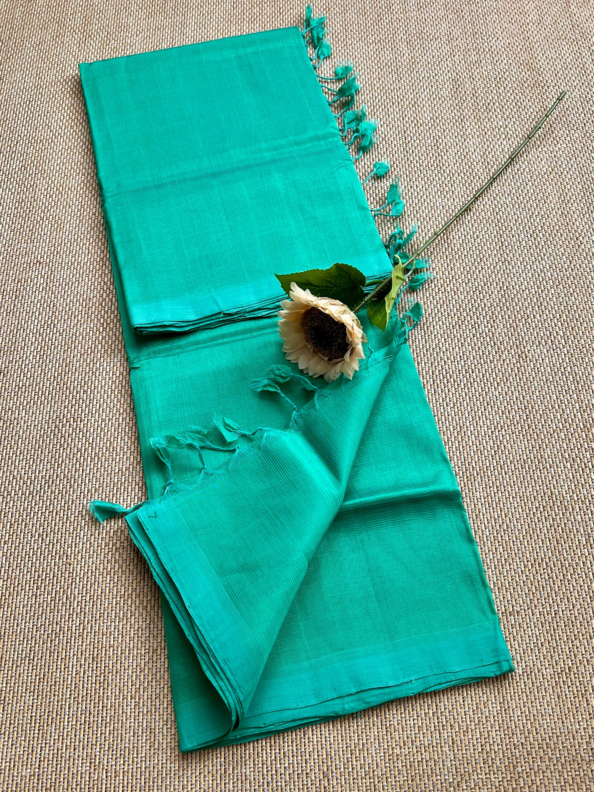 Handloom Mangalagiri  pattu by cotton