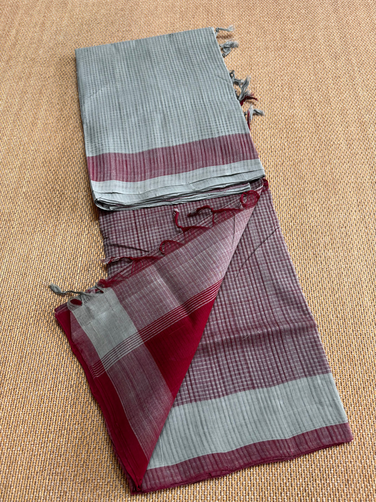 MAnglagiry missing checks cotton saree