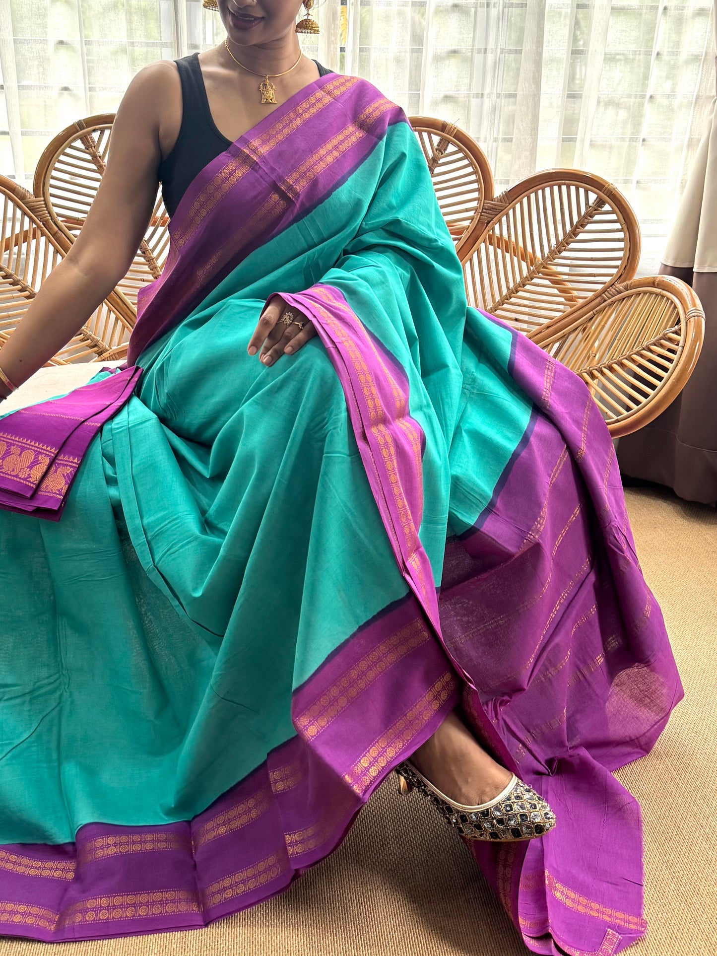 Madurai Sungudi Sarees -Double side Zari Border