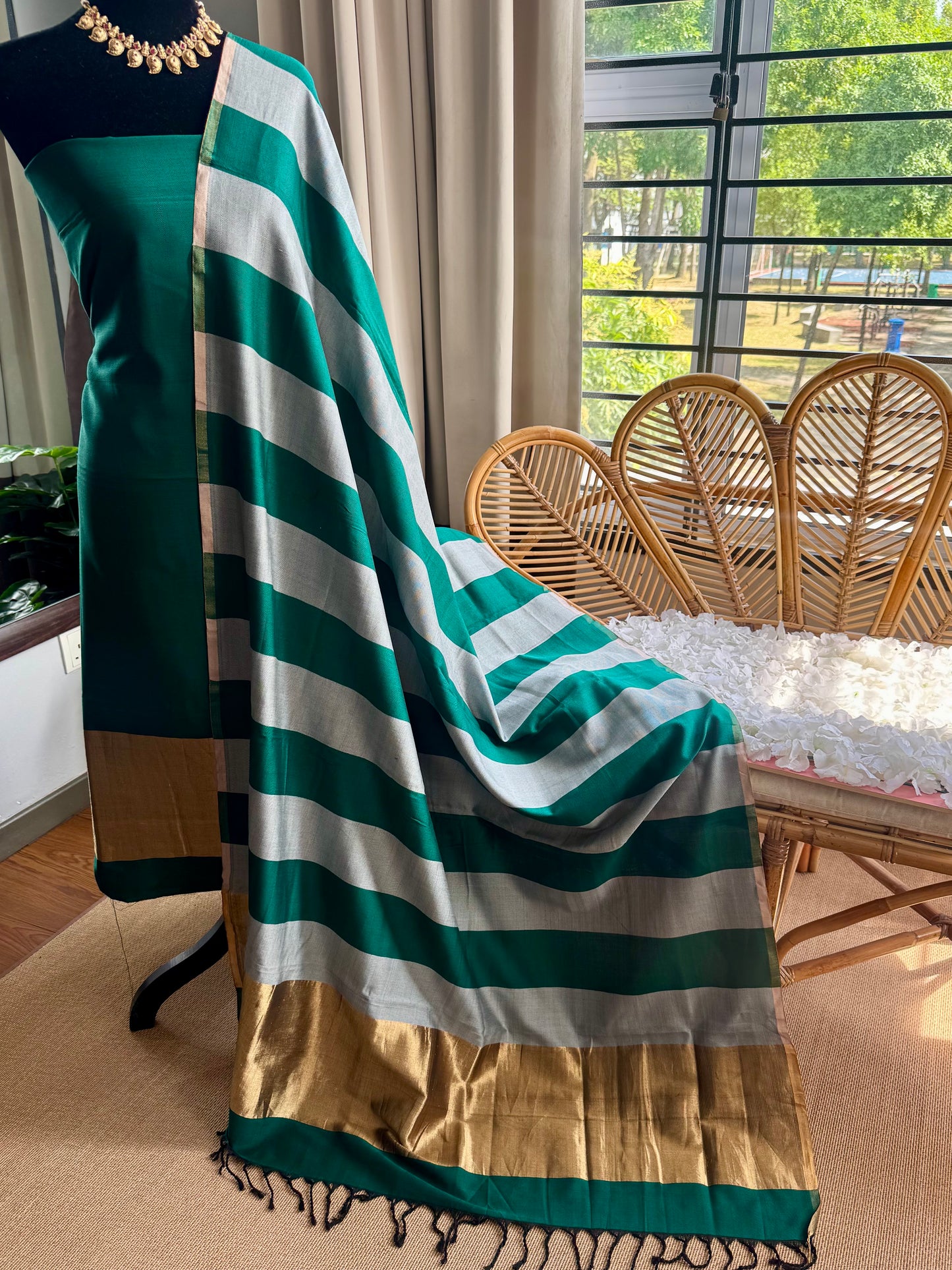Pure Handloom Maheswari 4 pedal loom Salwar Suit