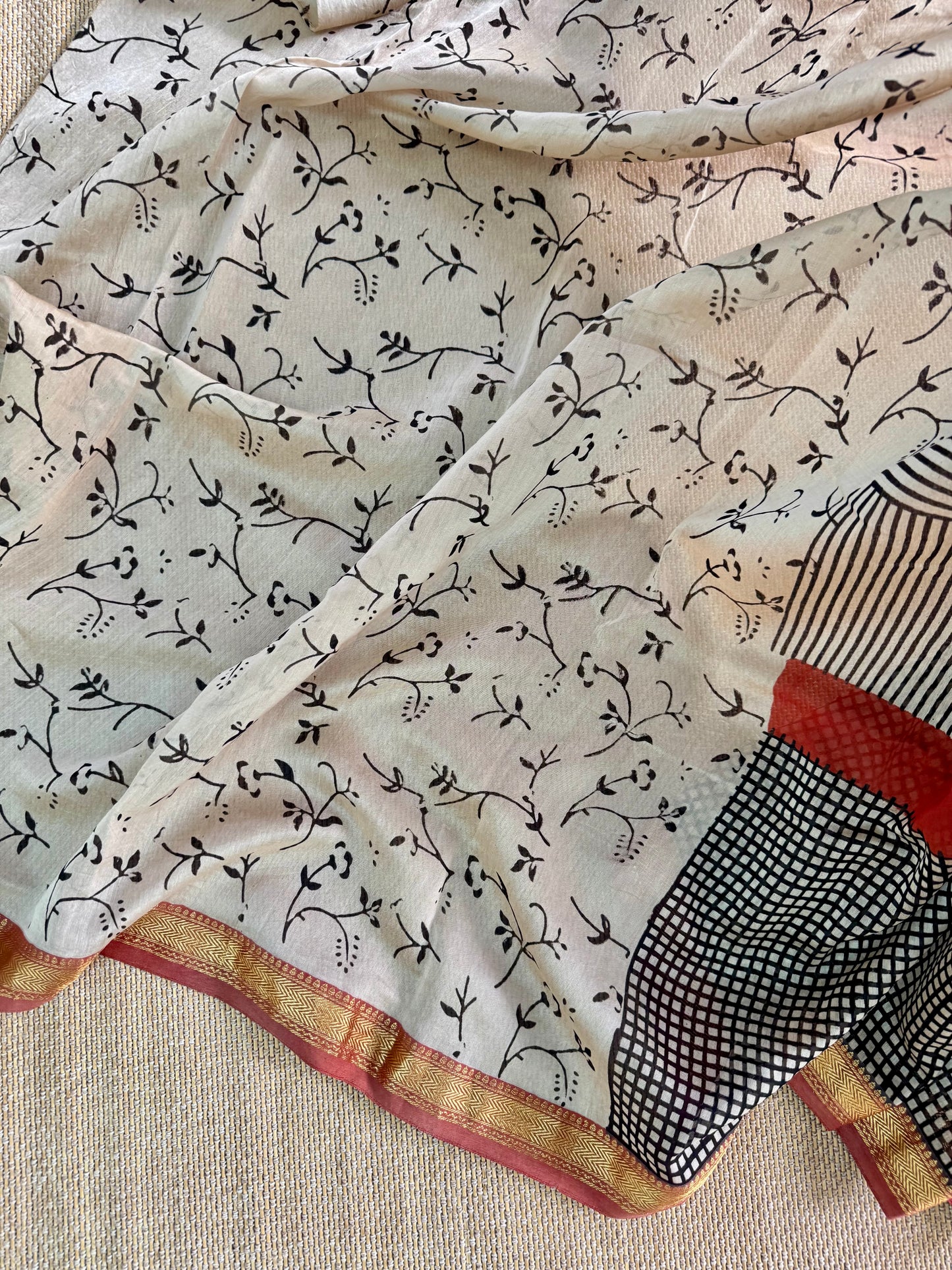 Maheswar Artisan Saree