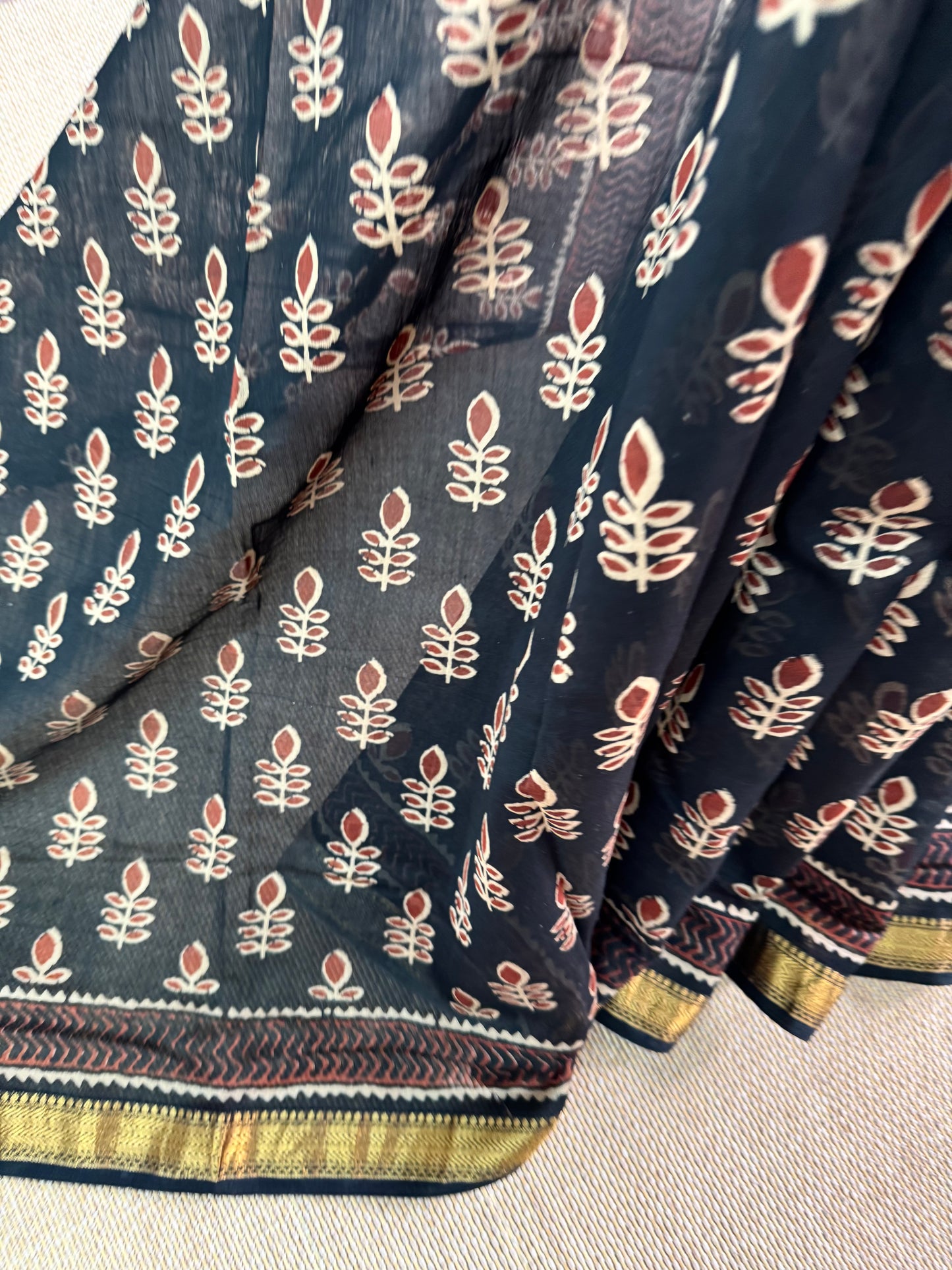 Maheswar Artisan Saree