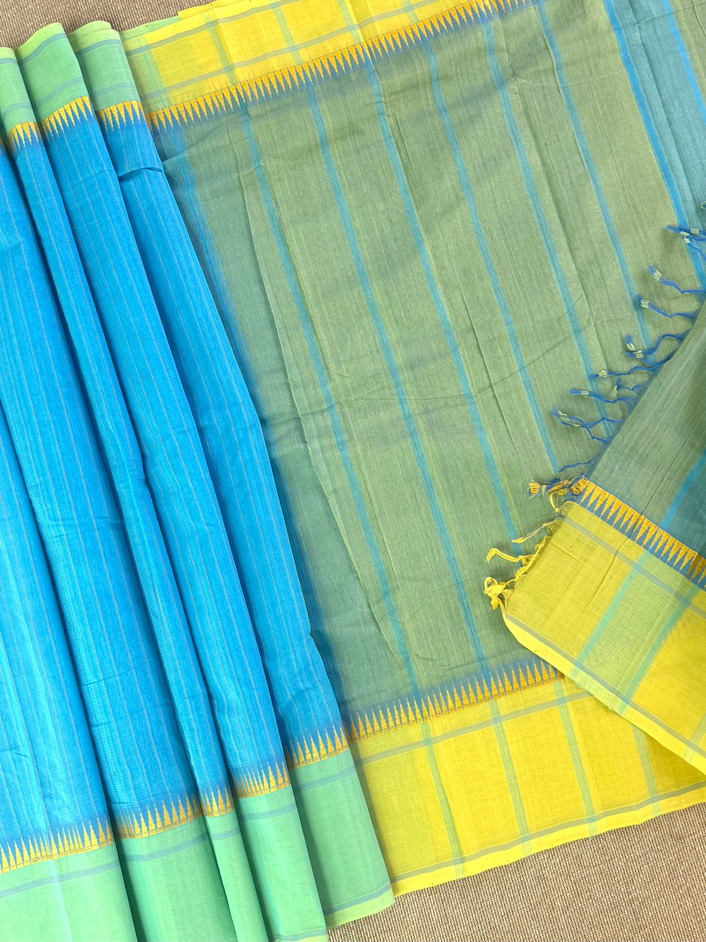 MAnglagiry Cotton Saree with  thread border