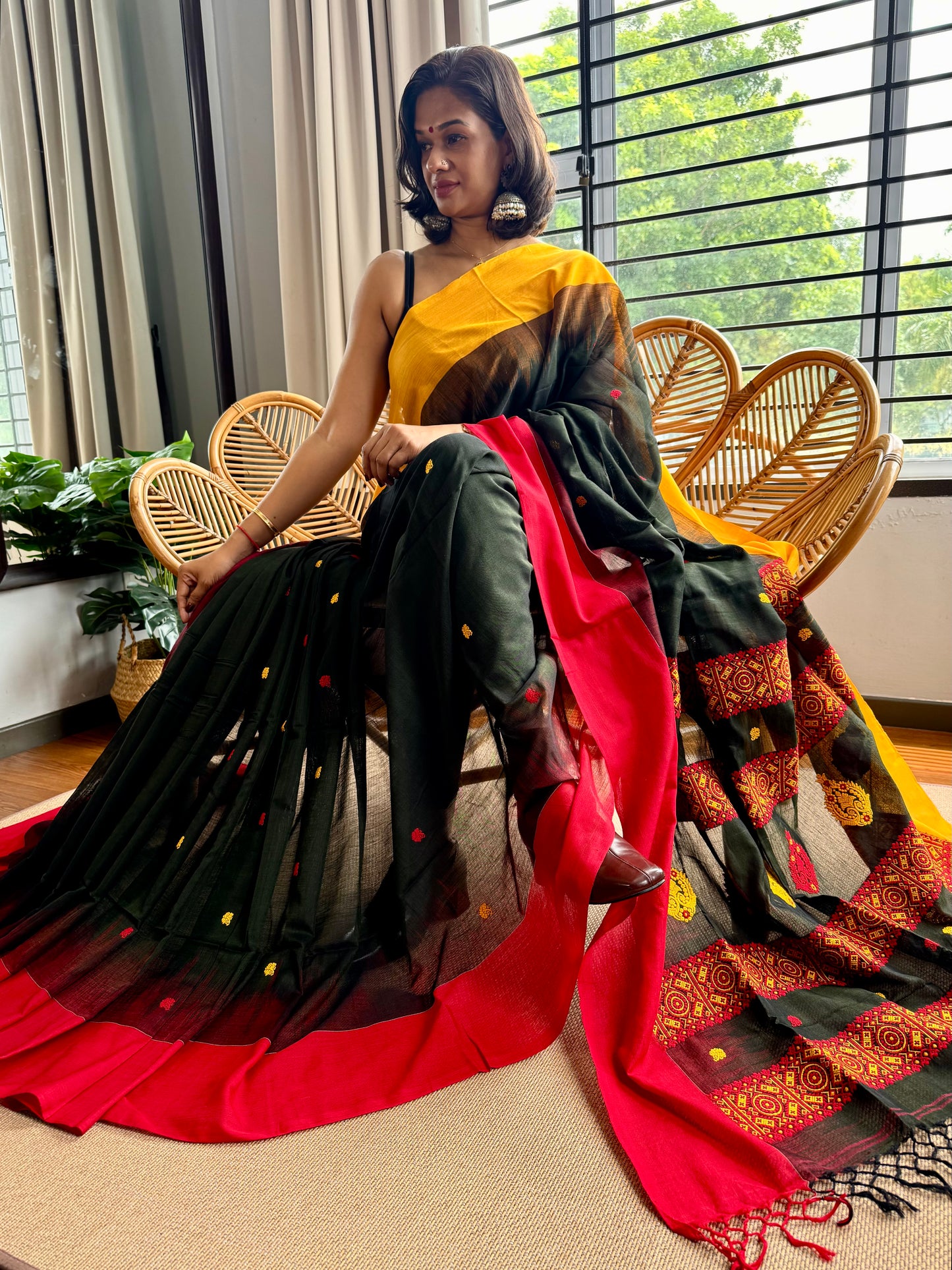 Dark green Bengal Loomz - Jamdani Weaves