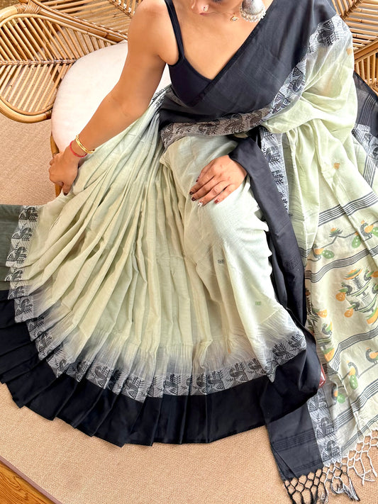 Bengal Loomz - soft  Khadi Cotton Saree