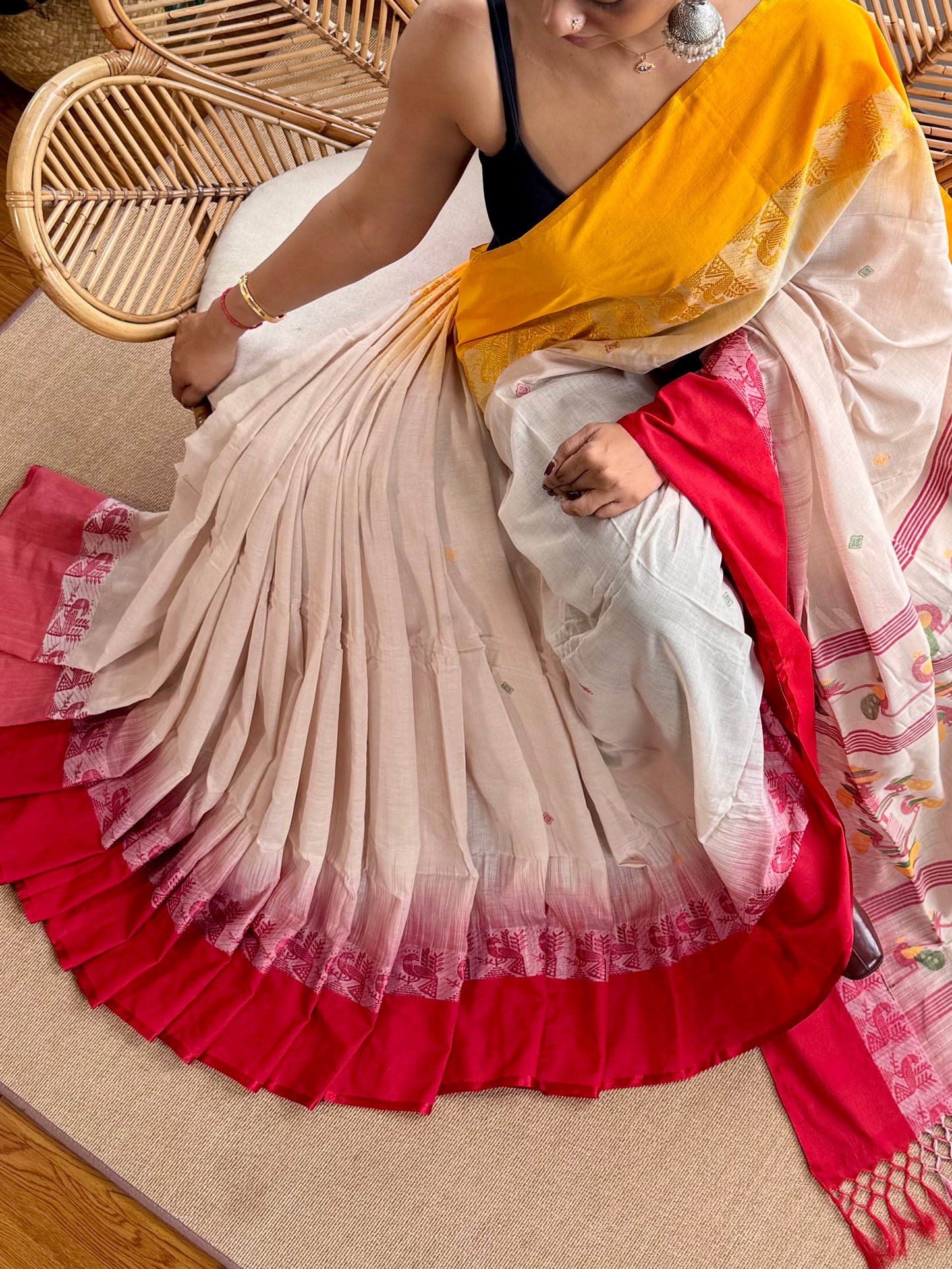 Bengal Loomz - soft  Khadi Cotton Saree