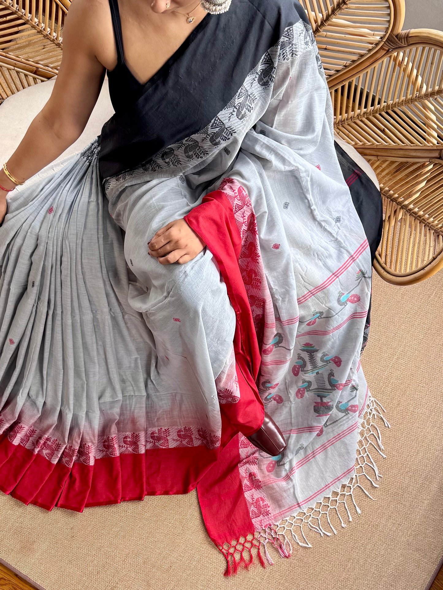 Bengal Loomz - soft  Khadi Cotton Saree