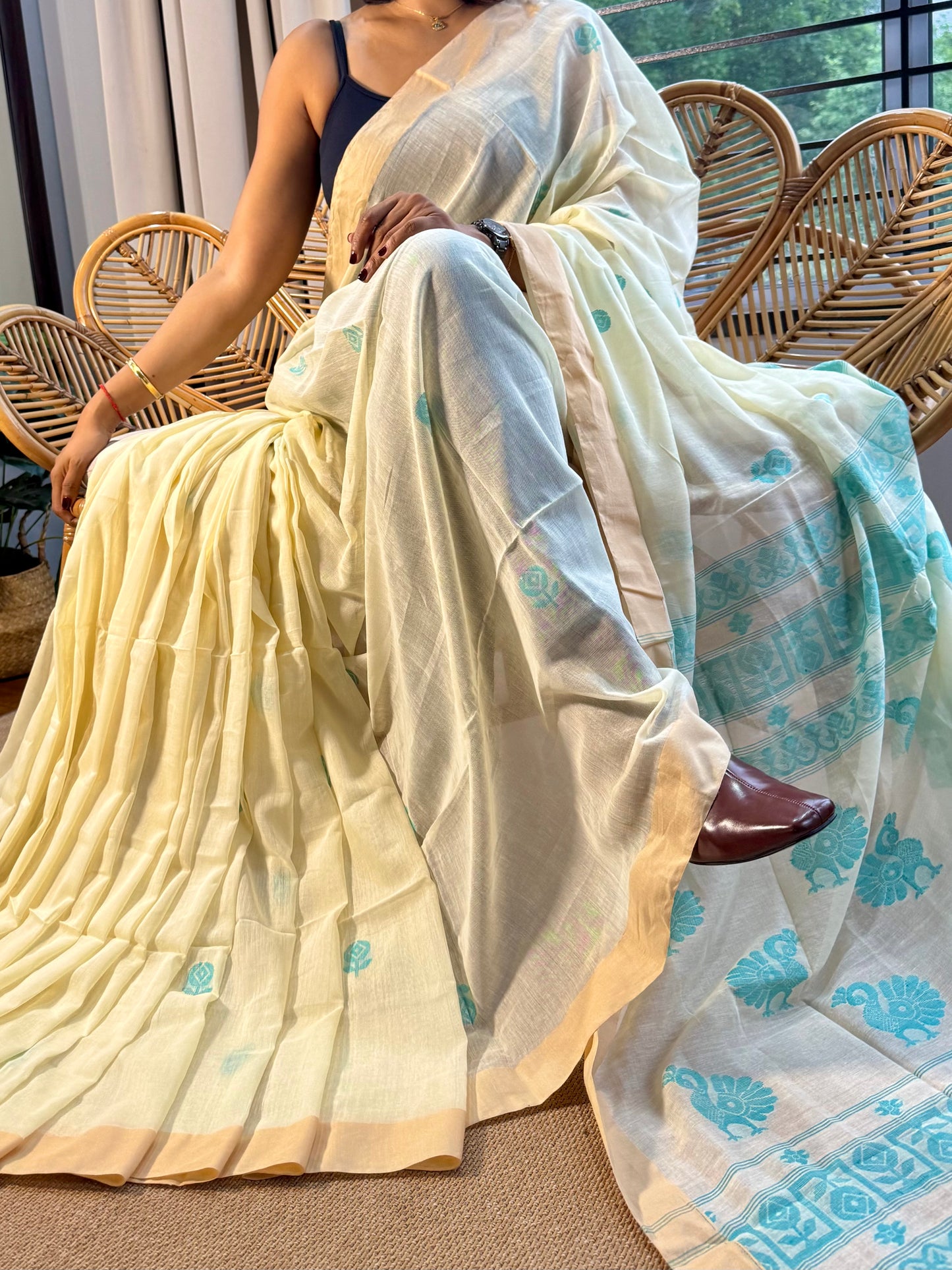 Bengal Loomz - soft  Khadi Cotton Saree
