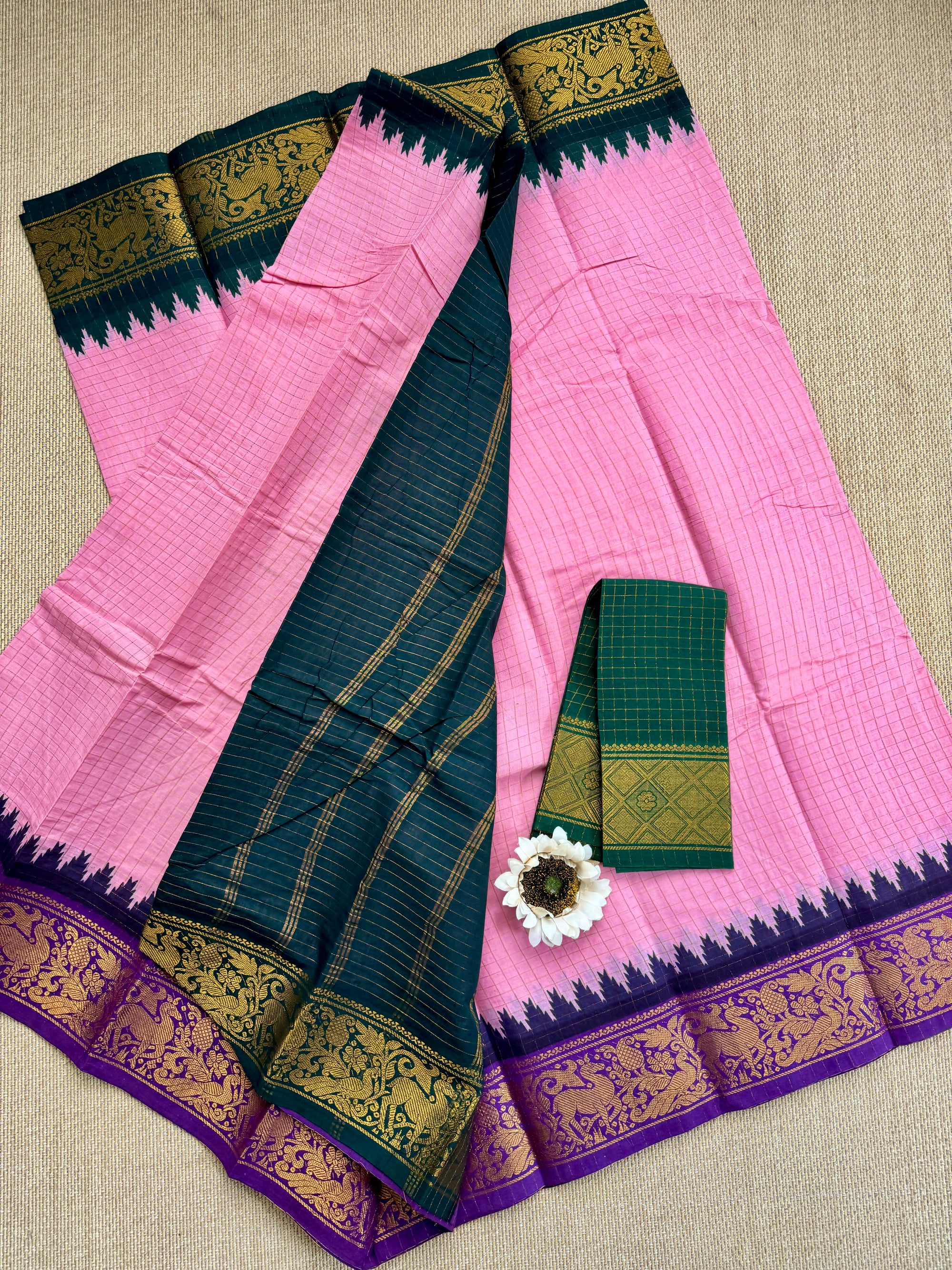 Traditional Ganga Jamuna Border :  Madurai Zari Kattam Saree