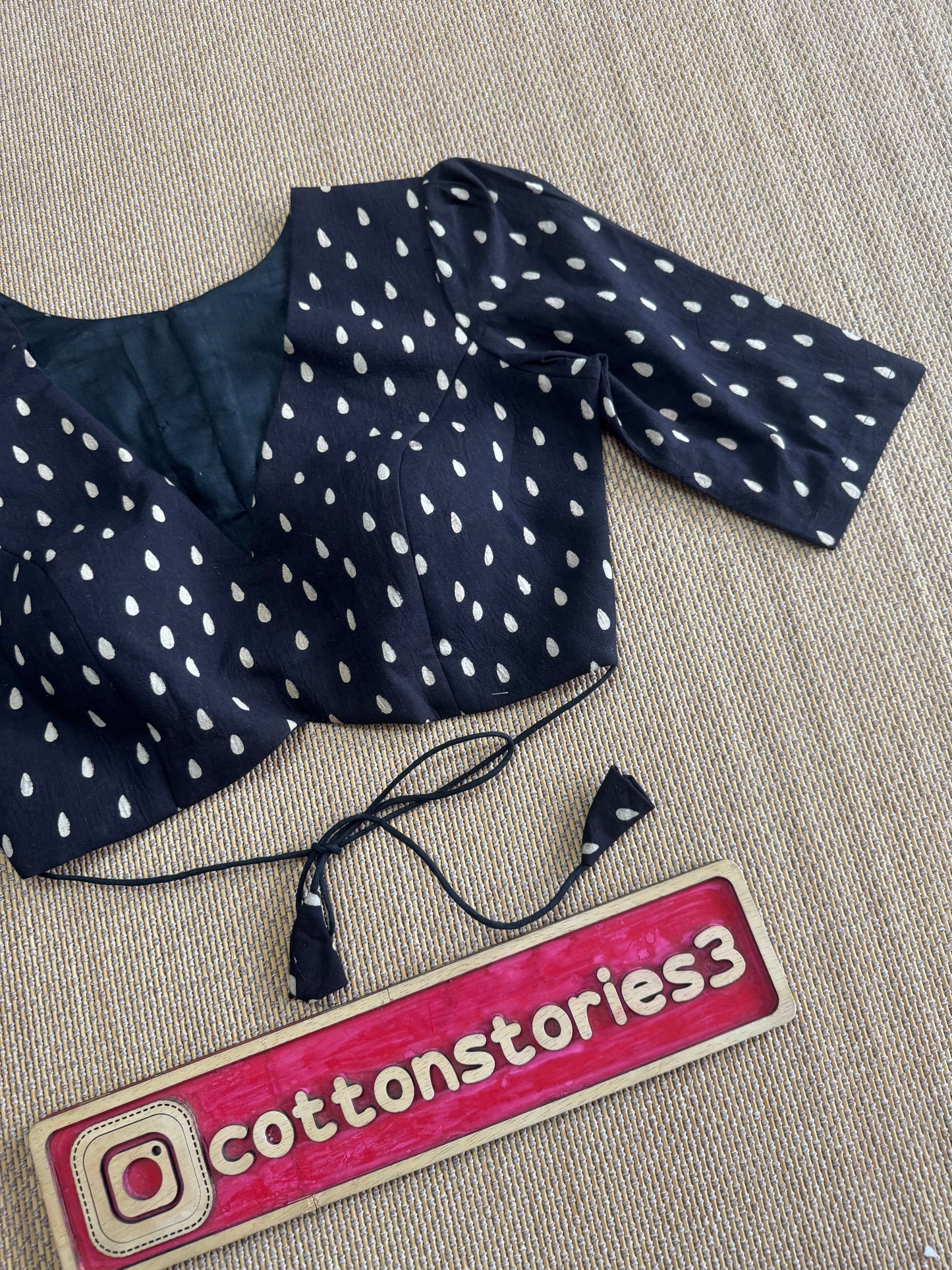 Artisan ready made saree blouse