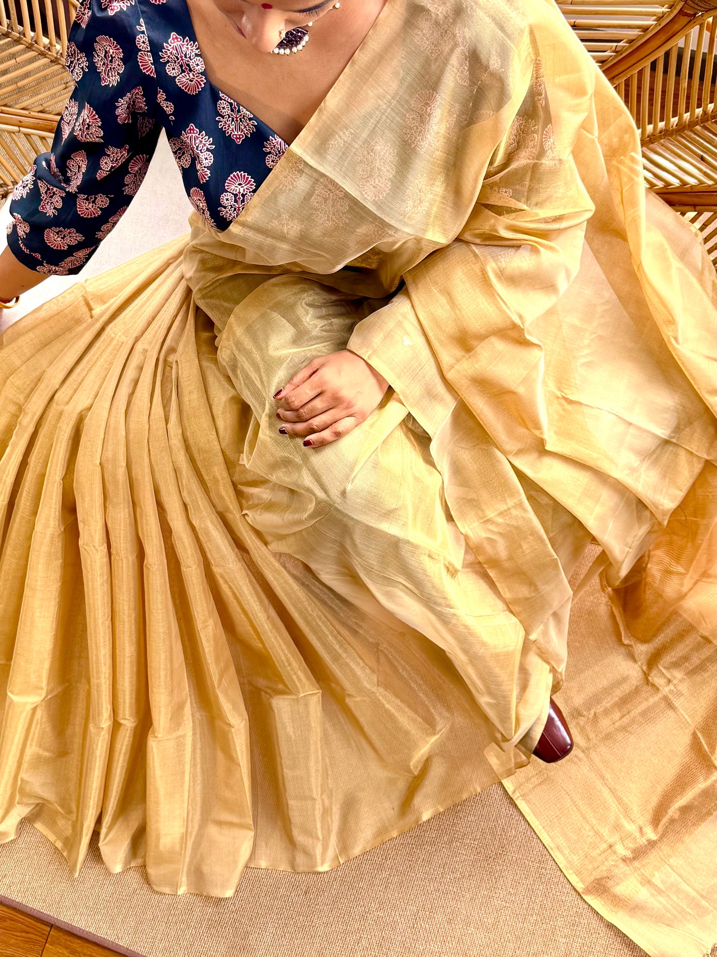 Pure Handloom Maheswar Tissue Zari Silk saree
