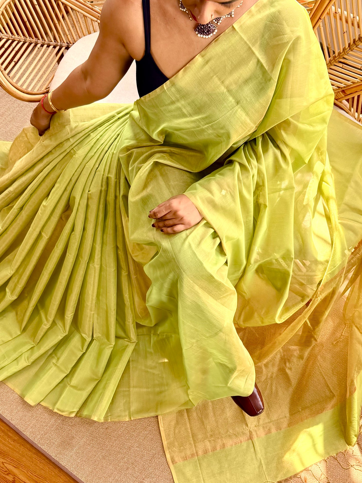 Pure Handloom Maheswar Tissue Zari Silk saree